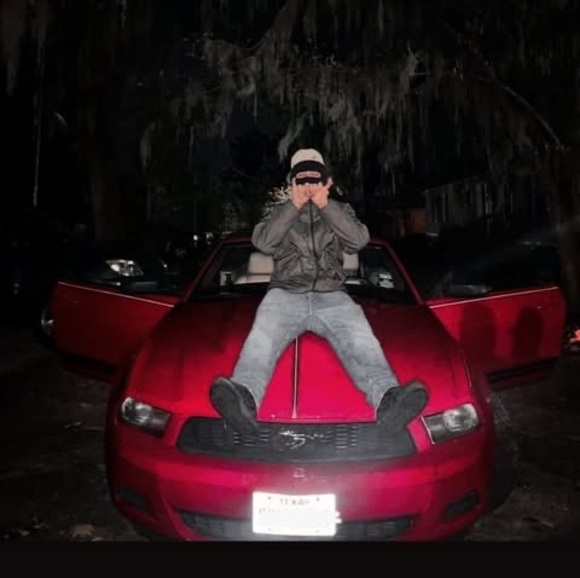 Meet your Posher, Brandon - Picture 1 of 1